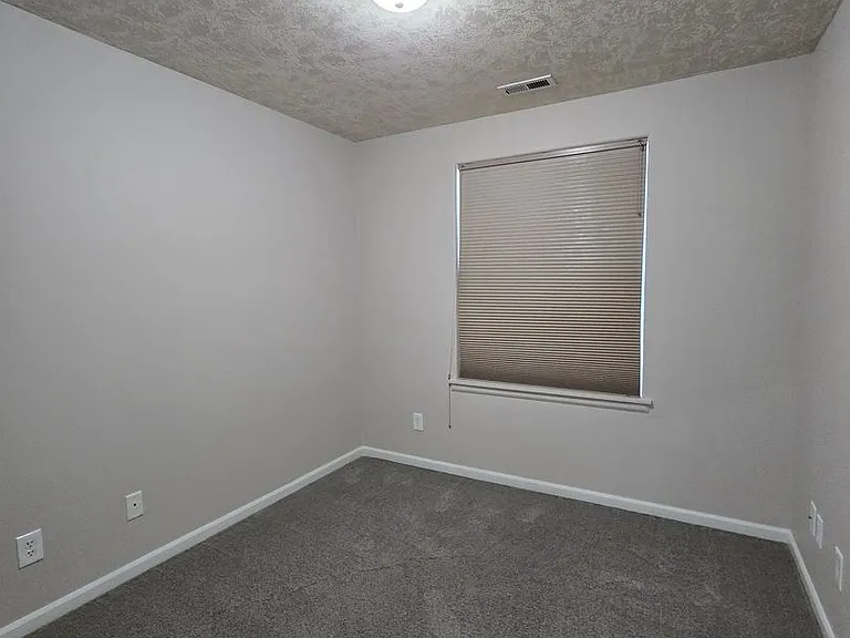 3807 Ryunkin St SE — Photo 8