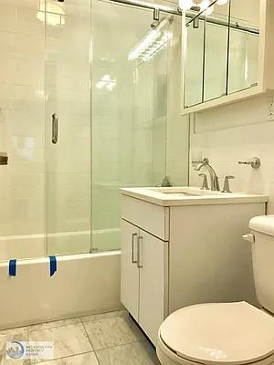 Rented by Metropolitan Property Group | media 17