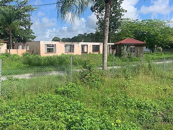 2nd image of 366 Bald Cypress Ave