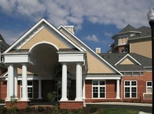 14905 Health Center Dr APT 364, Mitchellville, MD 20716