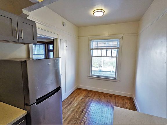 4th image of 145 Judah St #2