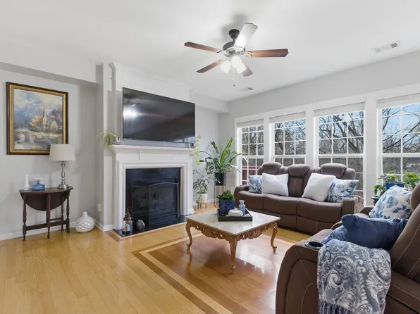 231 Green Harbor Rd APT 96, Old Hickory, TN 37138