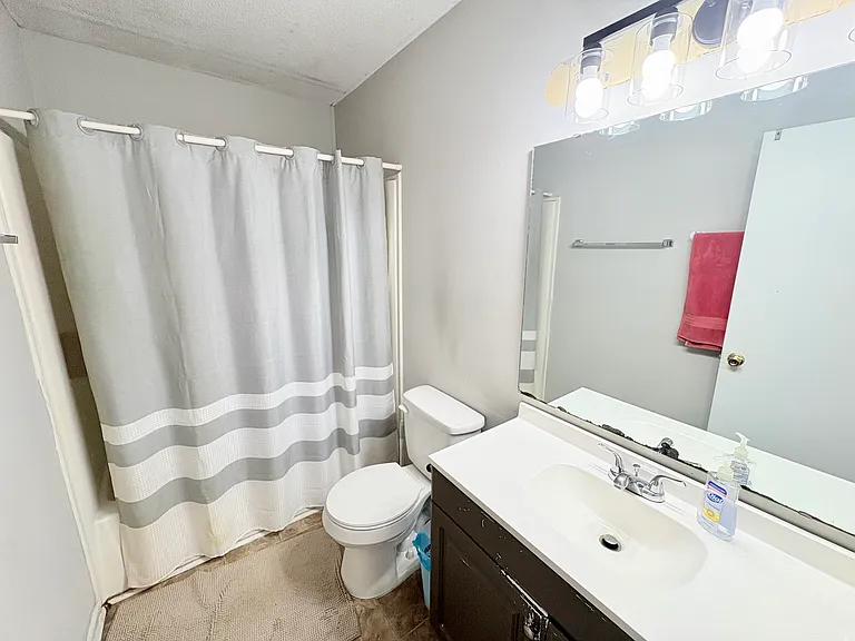 1108 Tiger Blvd #110 — Photo 17