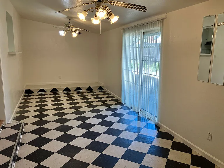 1704 Ellison Dr — Photo 14
