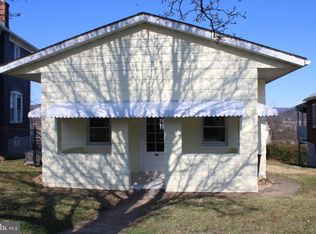 705 Hill Top Dr, Cumberland, MD 21502