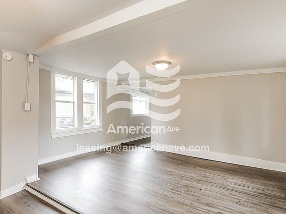 574562_002_living_room_13765387.jpg