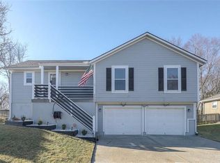 309 Poplar St, Peculiar, MO 64078