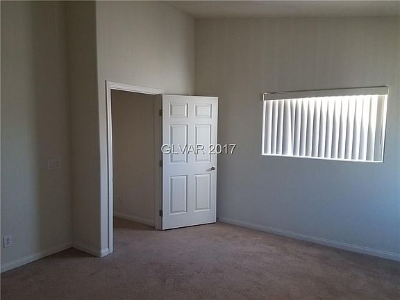 5th image of 862 Park Walk Ave #0