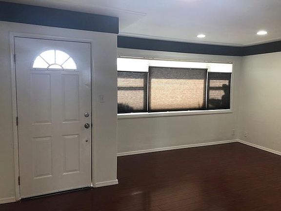 4th image of 15332 Florwood Ave