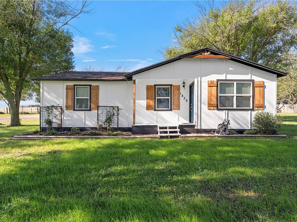 1st image of 1850 Southwinds Dr