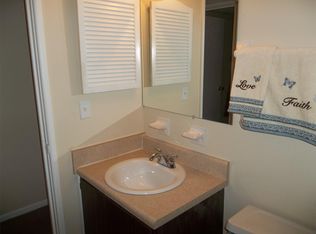 927 Forest Creek Dr E APT D, Columbus, OH