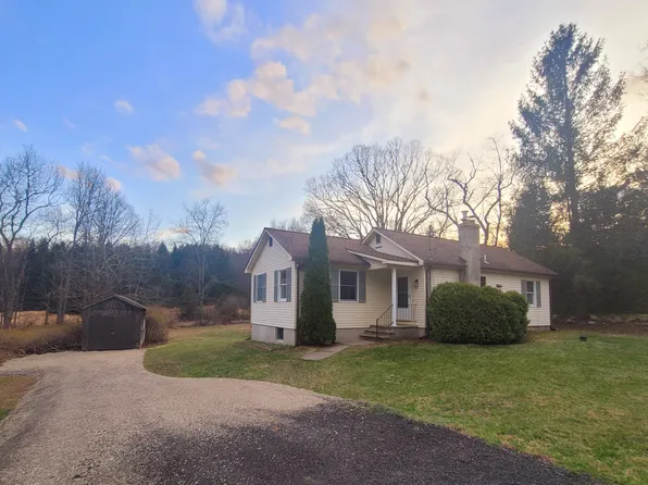 6 Hotalen Rd, Branchville, NJ 07826