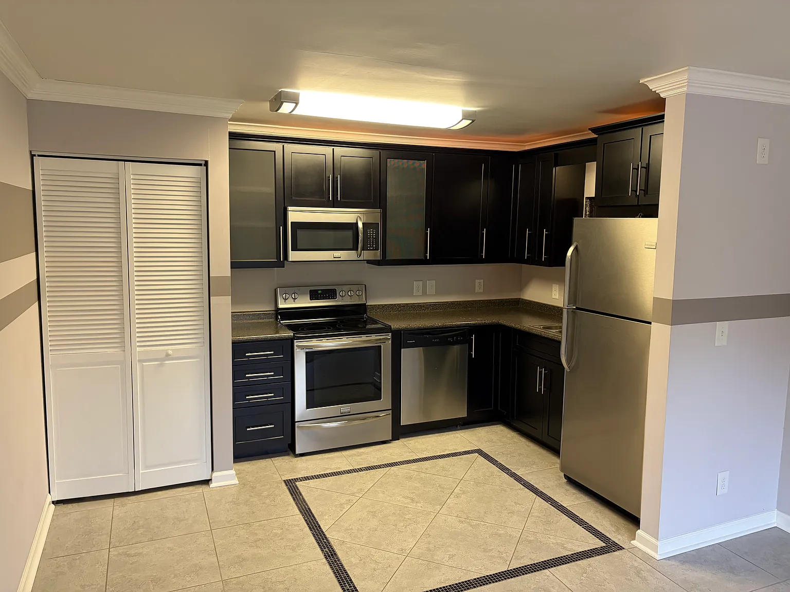 1 bed, 612 sqft, $1,099 — Photo 2