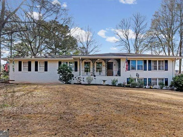 720 Chanson Dr SW, Marietta, GA 30064