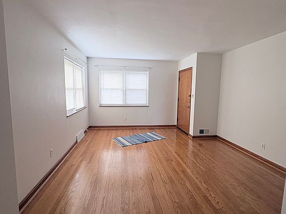 4th image of 1139 Old State Rd #1