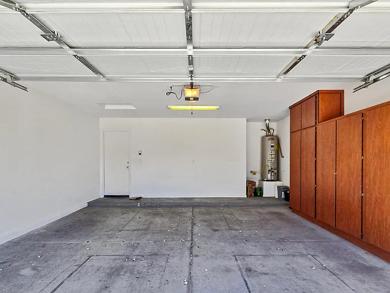 14082 W Rosewood Dr — Photo 22