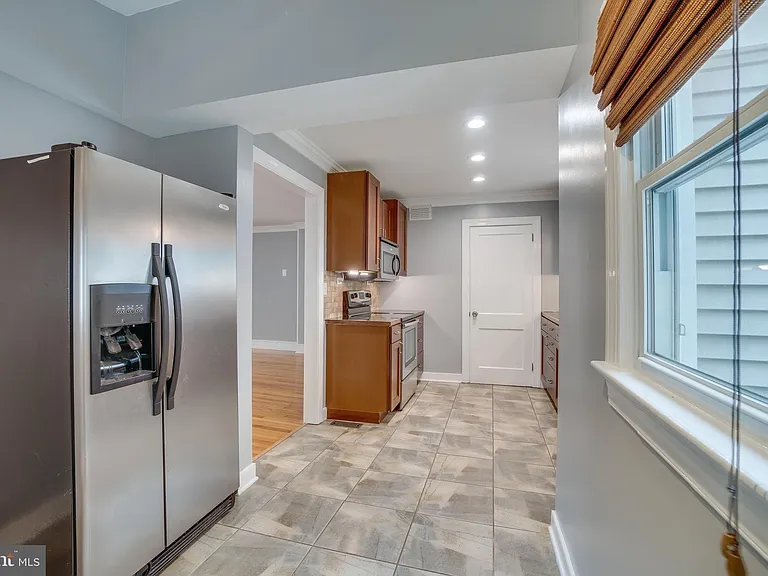 712 Freeman St — Photo 17