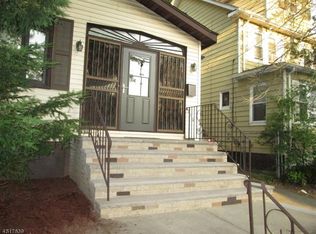 208-210 Richelieu Ter, Newark, NJ 07106