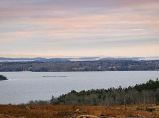 5 Seascape Ln, Lincolnville, ME 04849