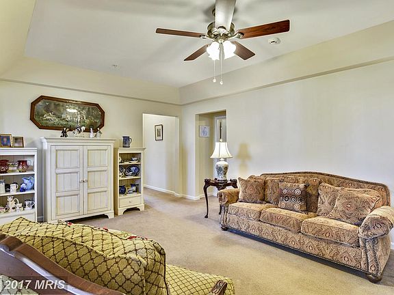 3rd image of 8609 Wintergreen Ct Unit 202