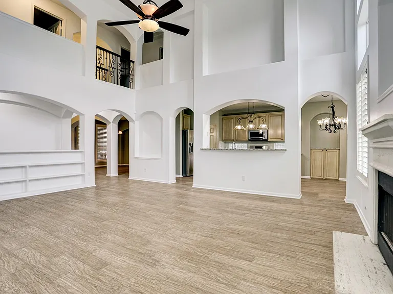 10410 Five Oaks Ct — Photo 16
