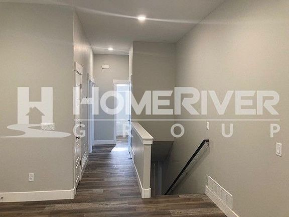 4th image of 3805 Ola Vista Ave