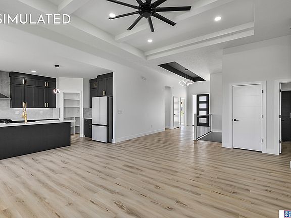 5th image of 615 106th St
