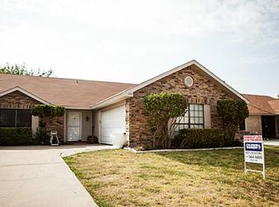 604 Ponderosa Dr, Forney, TX 75126