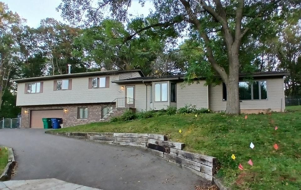 1st image of 1515 Calvary Hill Ln