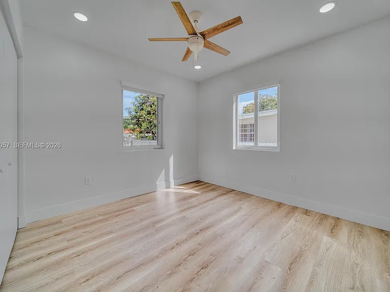 4345 SW 5th Ter — Photo 22