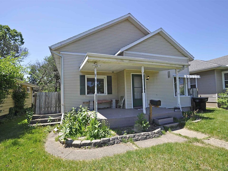 1st image of 939 S 28th St