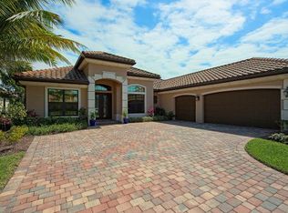 3418 Runaway Ct, Naples, FL 34114
