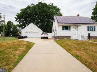 1013 Center Ave, Bellmawr, NJ 08031