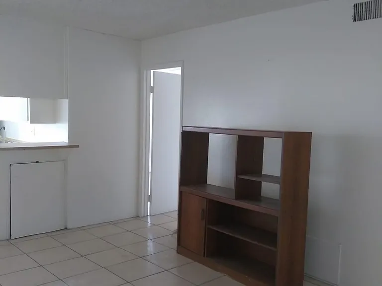 3892 Palos Verdes St — Photo 14