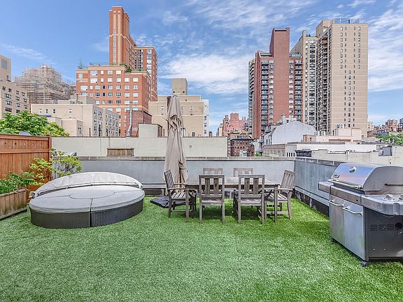 2nd image of 236 E 81st St Unit Penthouse 1