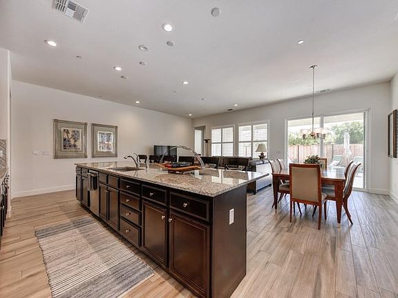3rd image of 3948 Crete Island Ln