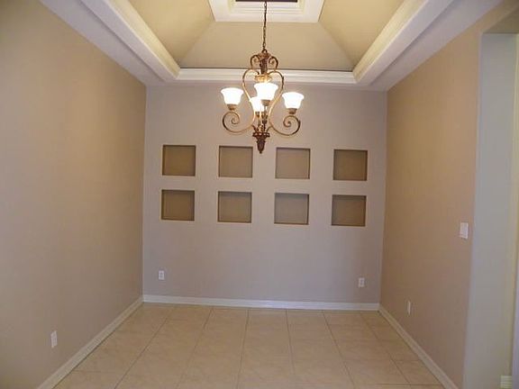 4th image of 4604 Kiwi Ave