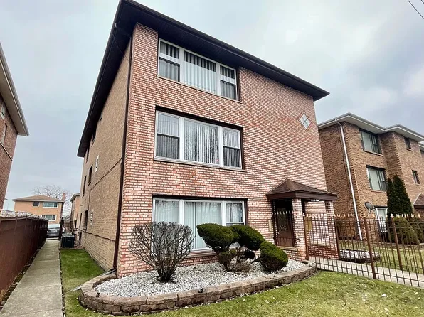 85 Paxton Ave, Calumet City, IL 60409