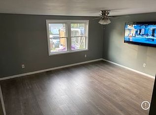 4758 New Hope N, Liverpool, NY 13090