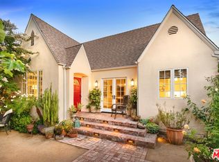 9024 Dorrington Ave, West Hollywood, CA 90048