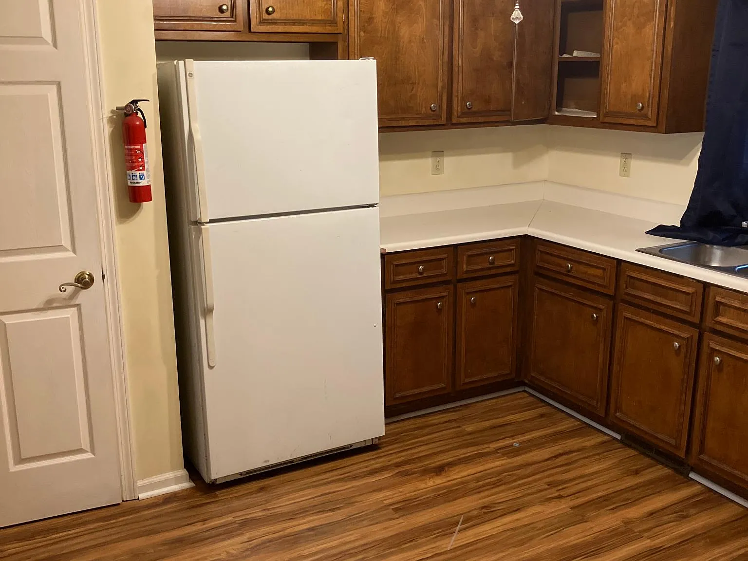 3 bed, 1235 sqft, $1,575 — Photo 3