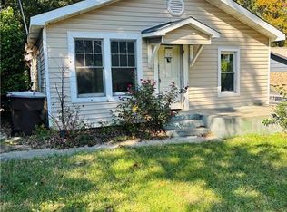 3106 Four Seasons Blvd, Greensboro, NC 27406