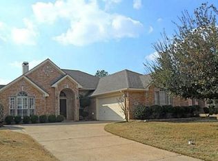 1011 Muirfield Dr, Mansfield, TX 76063