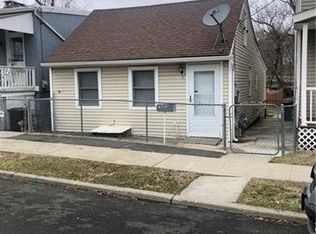 118 John St, New Windsor, NY 12553