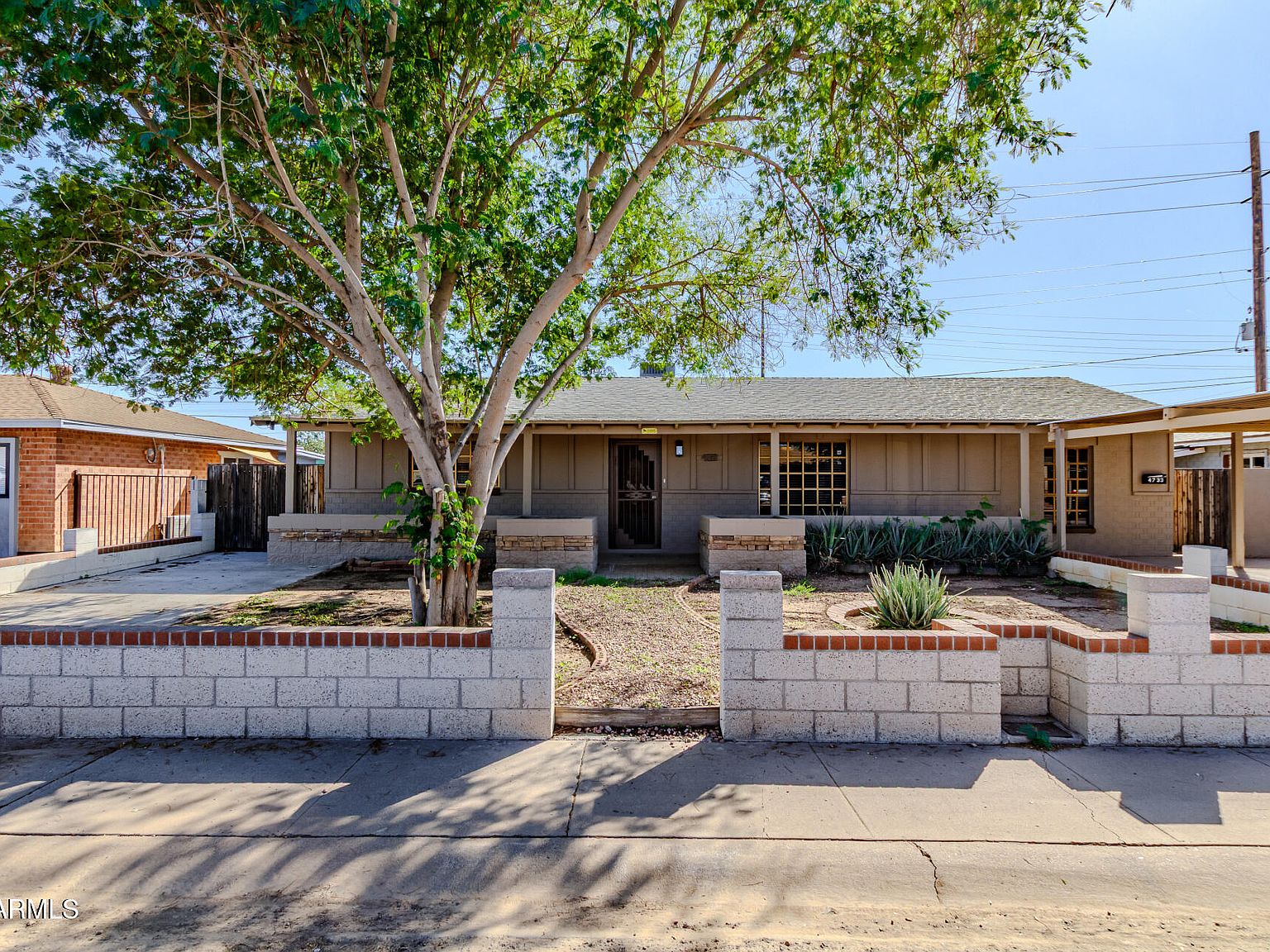4733 W CRITTENDEN Lane, Phoenix, AZ 85031 | Zillow