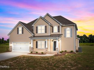 2778 Frances Ct, Grimesland, NC 27837