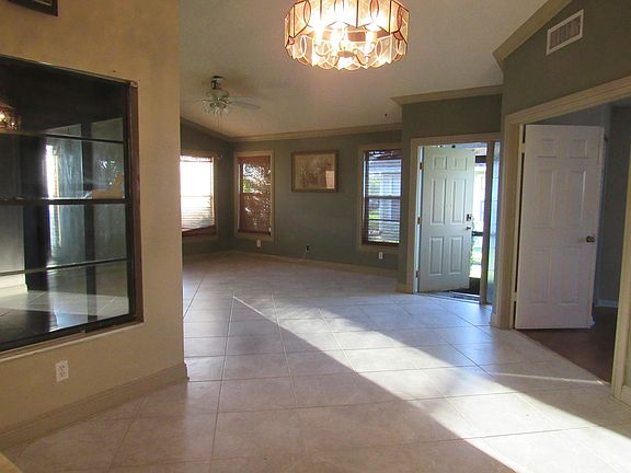 5th image of 4295 Willow Pond Cir