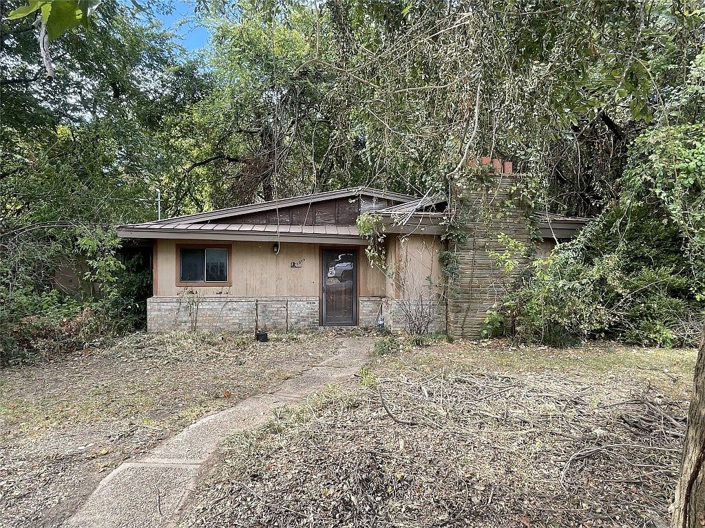 1315 Vine St, Weatherford, TX 76086 MLS 20408813 Zillow