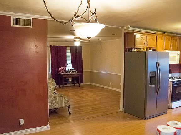 3rd image of 6808 Lumry St