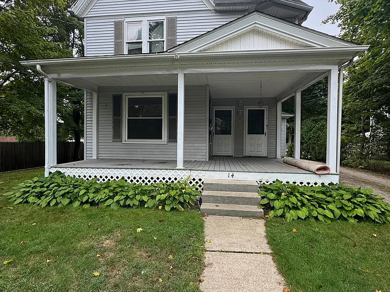 14 Pleasant St #1 — Photo 1